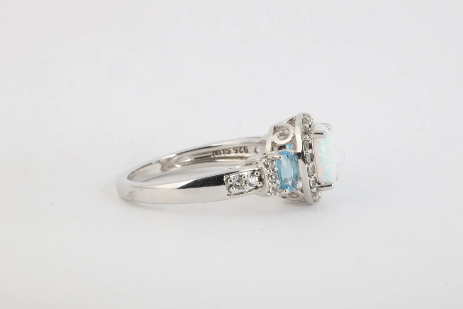 925 Silver 1.07tcw Opal 0.33tcw Blue Topaz 0.28tcw Diamond Ring Size 7 (3.51g.)