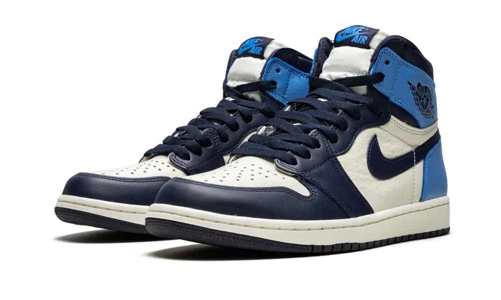 Air Jordan 1 Retro High Obsidian UNC