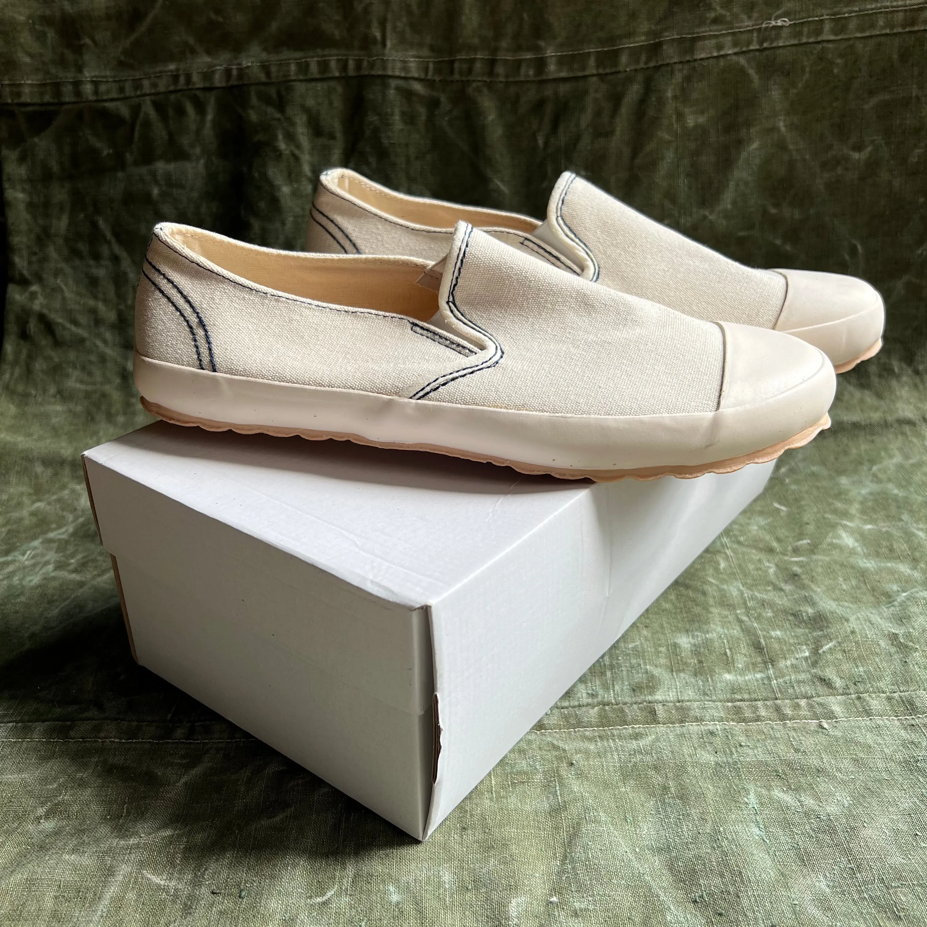 ARCHIVE SALE - MK 1 SLIP-ON, ECRU/ECRU