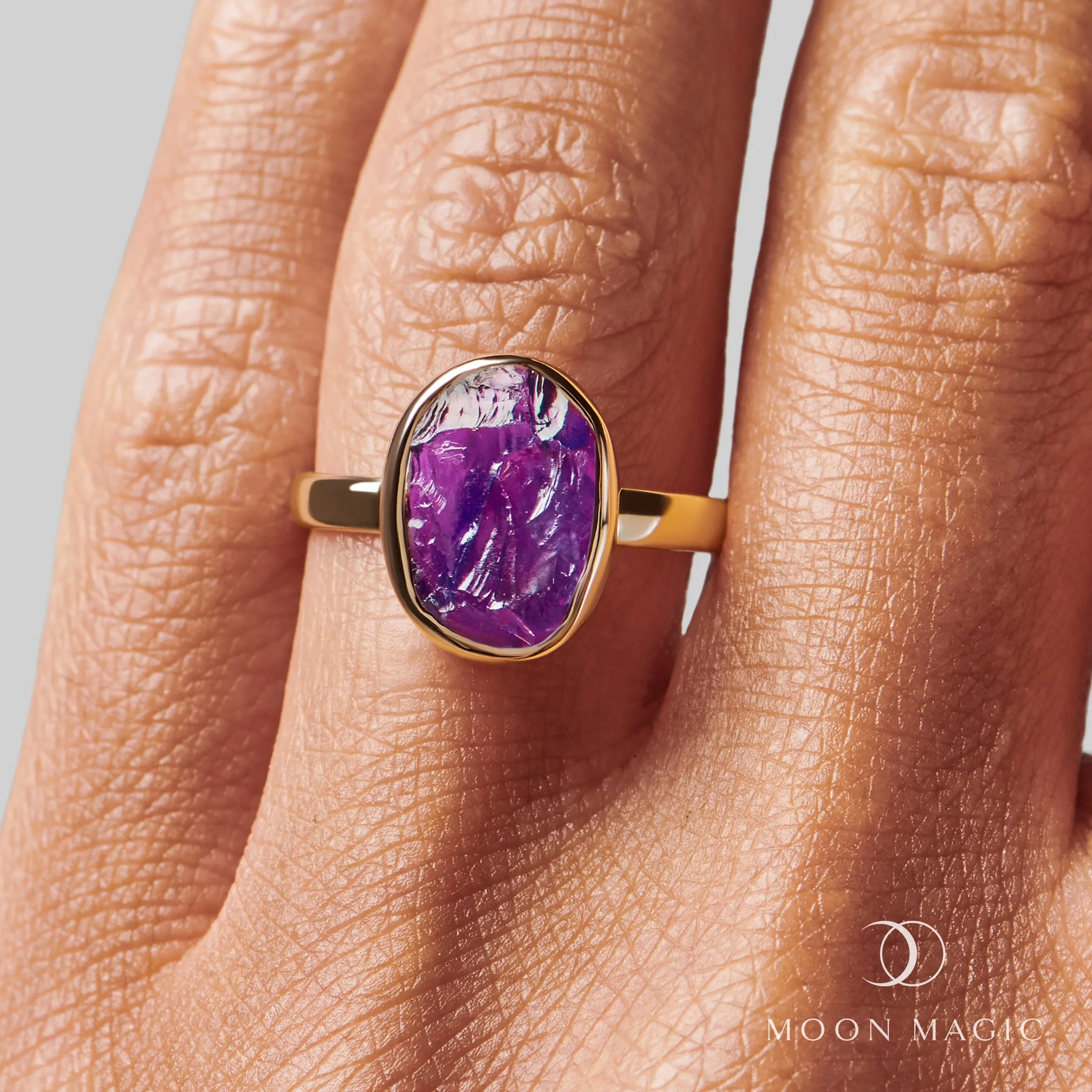 Raw Crystal Ring - Enfolded Amethyst