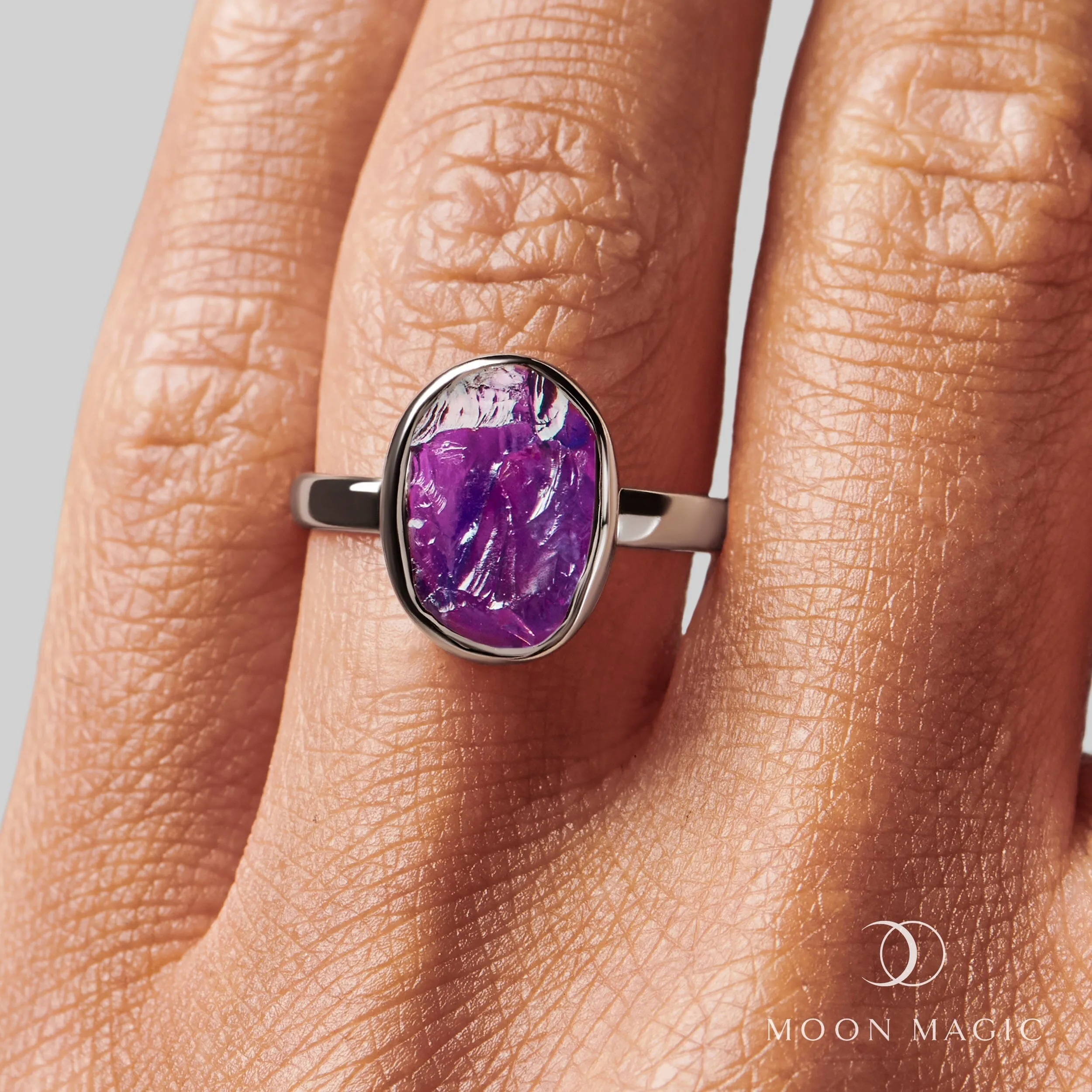 Raw Crystal Ring - Enfolded Amethyst