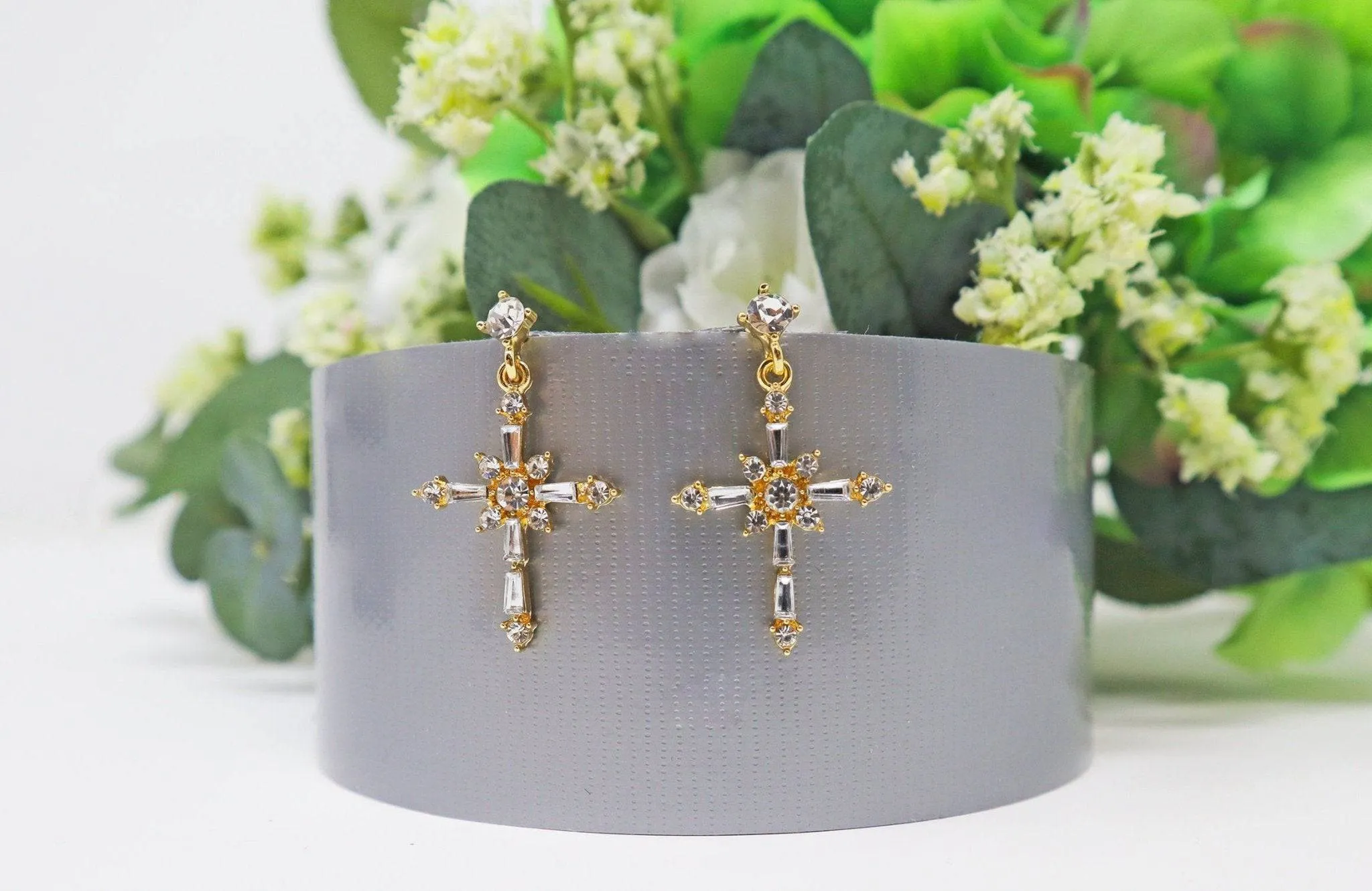 Vintage Luxurious Drop Cross Earrings